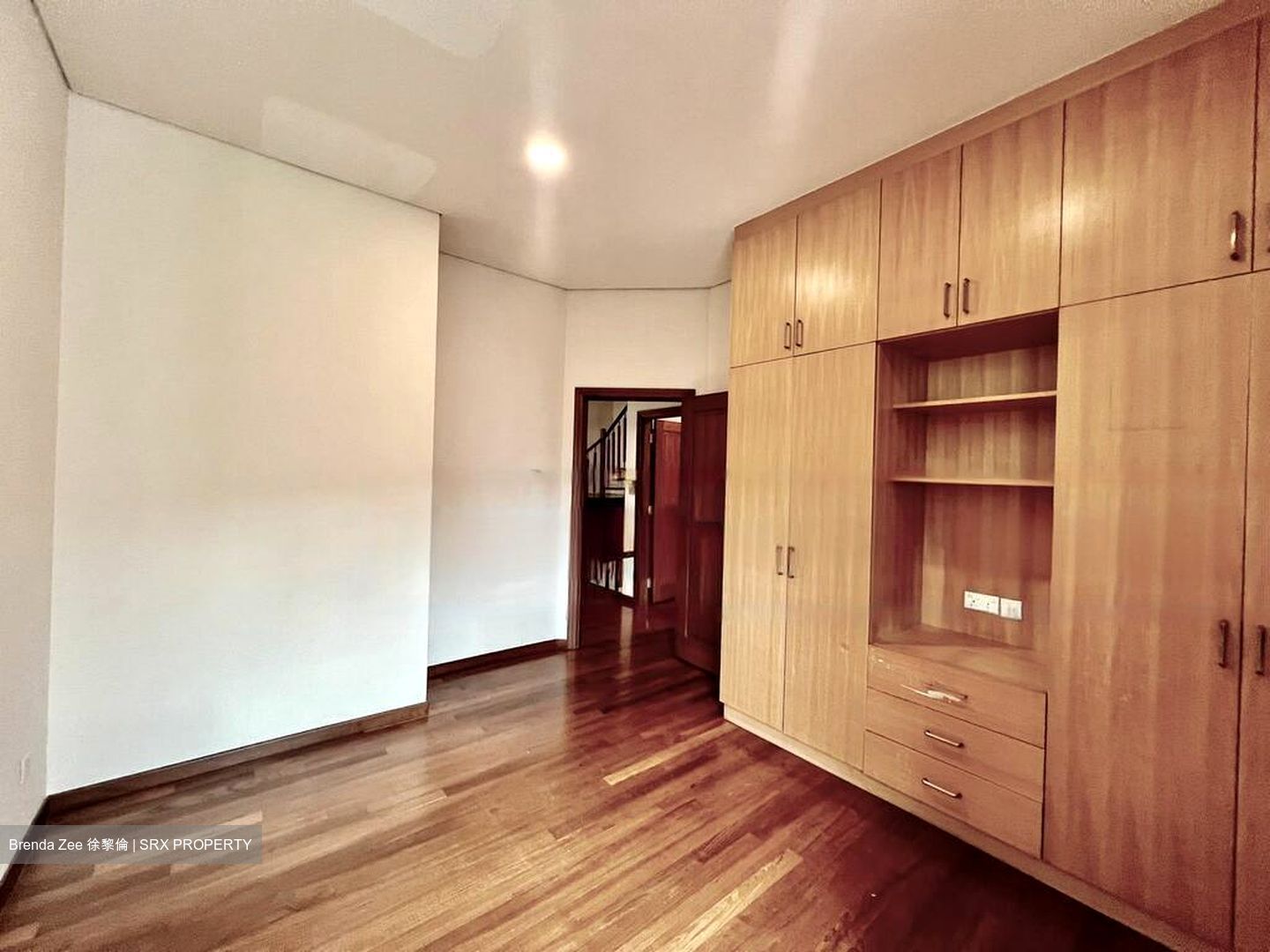 Linden Drive (D11), Terrace #445565671